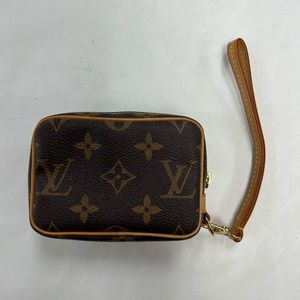 Louis Vuitton Brown Monogram Trousse Wapity Pouch
